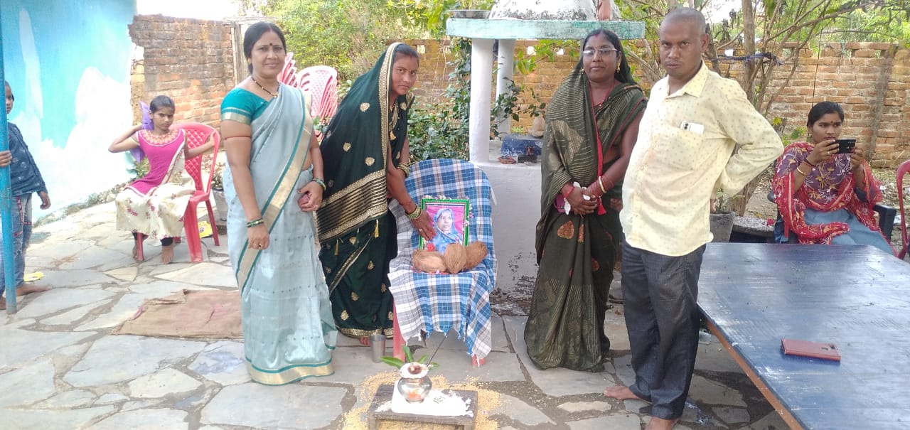 हरदीडीह के श्री सम्मेलाल रात्रे के पुज्य माता जी स्वर्गीय श्रीमती फेकन बाई रात्रे जी के दशगात्र कार्यक्रम