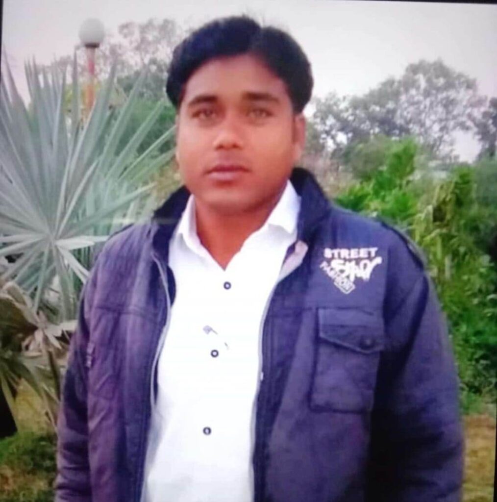 मालखरौदा पिहरीद नहर पुल म दर्दनाक सड़क हादसा: सामाजिक कार्यकर्त्ता के मौत, पिकअप जप्त, मोटर सायकल आऊ पिकअप म जोरदार टक्कर, आज होही अंतिम संस्कार