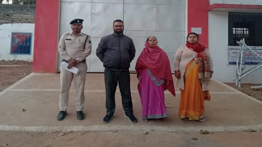 दहेज के  लिए विवाहिता का जीवन किया नर्क, पति, सास और ननंद को पड़ोसी राज्य से किया गिरफ्तार