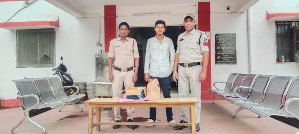 ⏺️ जिला के अलग- अलग जगह ले 73 लीटर अवैध कच्चा  महुआ शराब के संग बिक्री कारोइया 06 आरोपि  गिरफ्तार